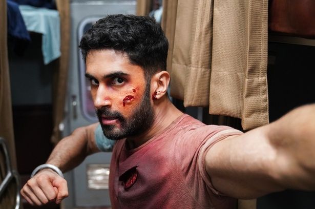 衝撃だらけのストーリー、その終着駅をぜひ見届けてほしい [c]2024 BY DHARMA PRODUCTIONS PVT. LTD. & SIKHYA ENTERTAINMENT PVT. LTD.