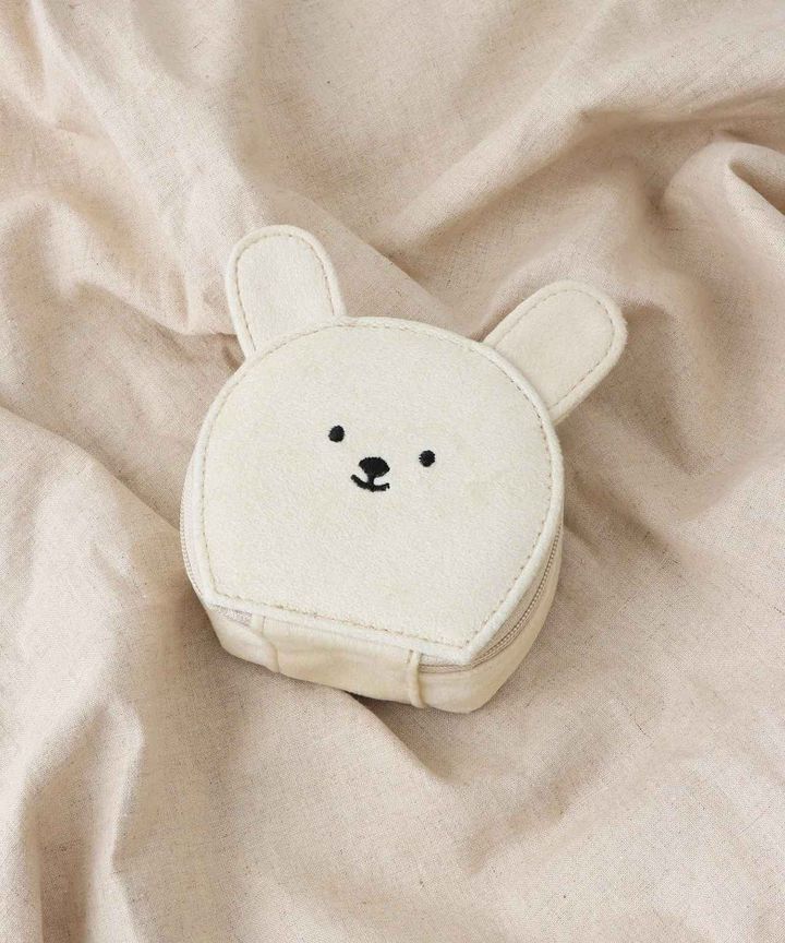 画像1: 出典：3COINS