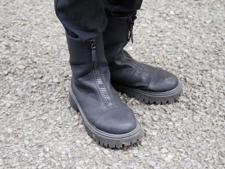 アンティカのショートブーツ