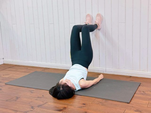 壁ピラティス「シザーズ」