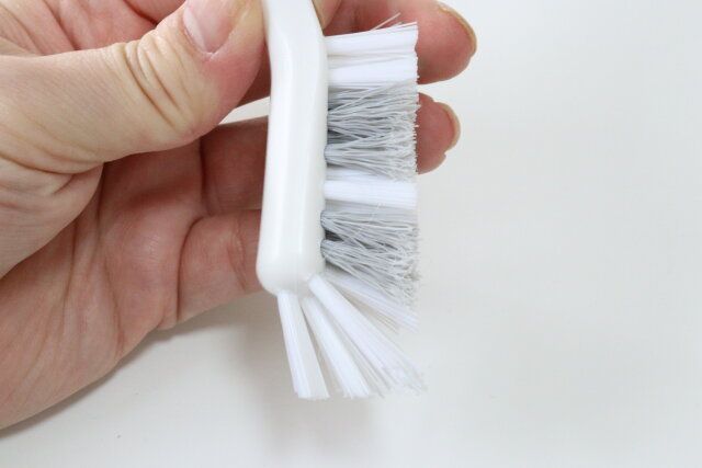 バス用排水口ブラシ 形状