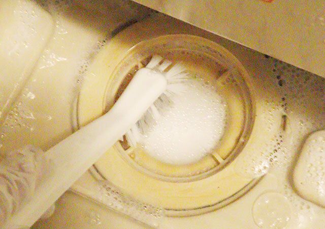 バス用排水口ブラシ 泡もちが良い