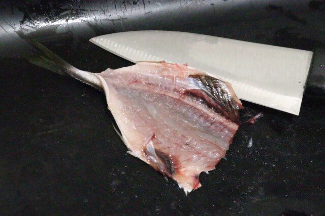 セリアの細かい作業ができるミニクック 小型 小出刃包丁