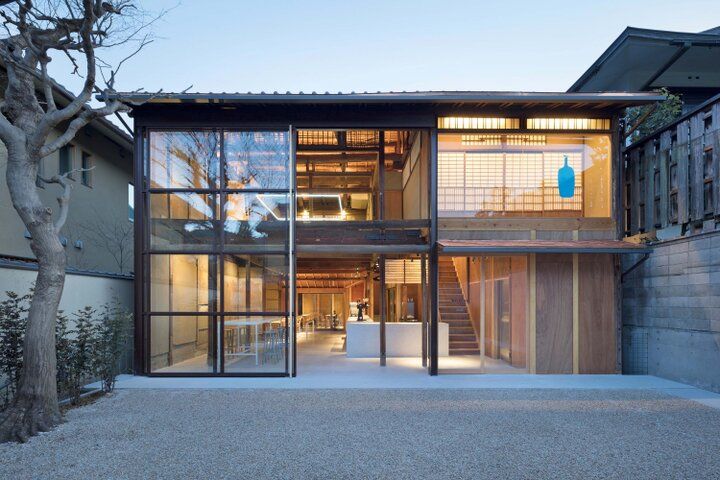 【京都・新国宝を訪ねる紅葉さんぽ】琵琶湖疏水で船旅を楽しんだ後は、庭園めぐりや湯豆腐も♪