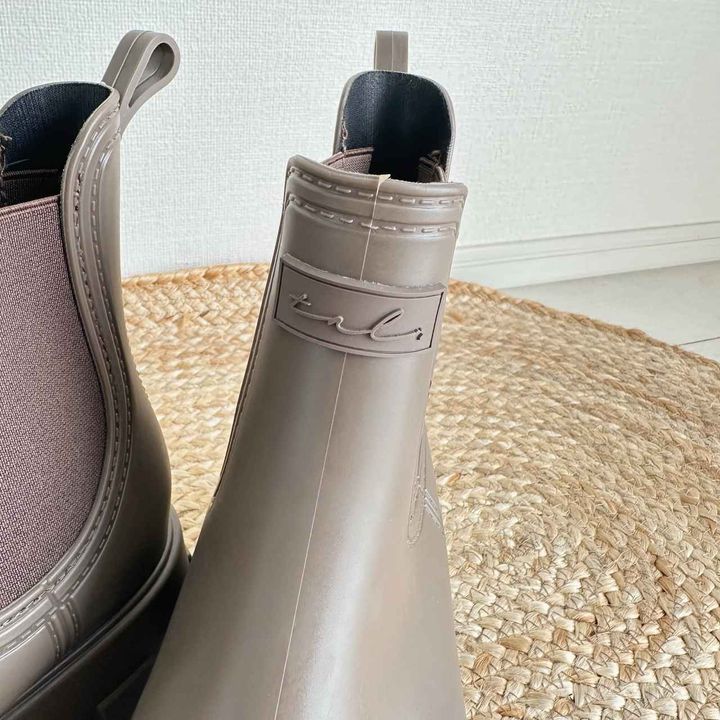 画像: さりげないロゴで高見えデザイン