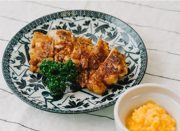 南蛮酢がクセになるめし泥棒♪「チキン南蛮」 （C）キキ／KADOKAWA