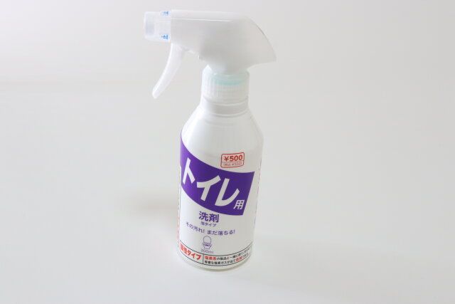 トイレ用洗浄剤 パッケージ