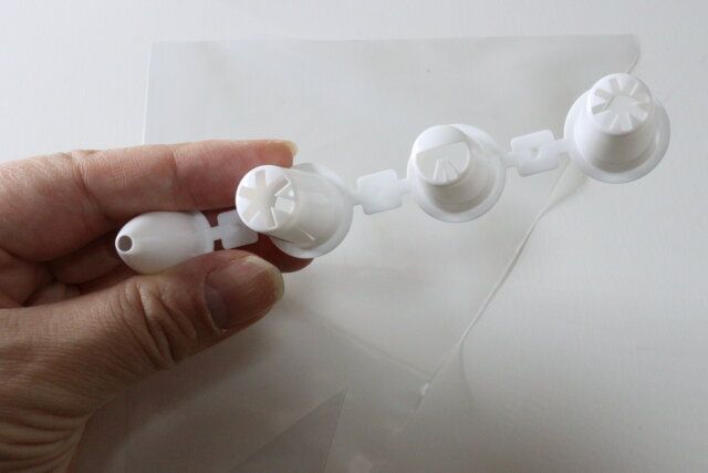 セリアのクリームしぼり袋 小 口金付