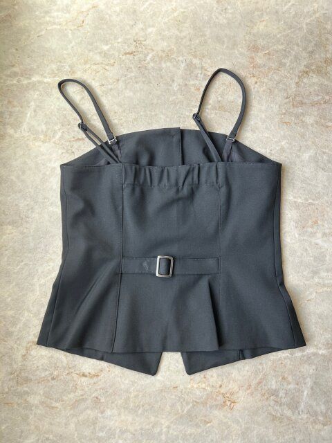 バッグにはギャザーが入っている