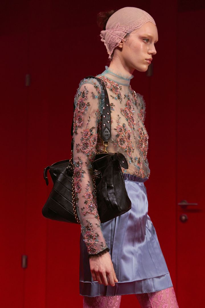 ヴァレンティノ 2025-26年秋冬コレクションより。