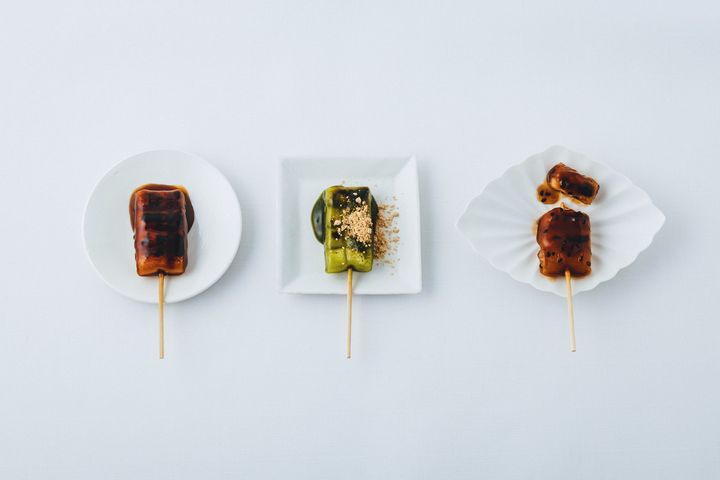 ギフトコンシェルジュの真野知子さんがおすすめするギフトをご紹介。今回は『京 みたらし 梅園 西武池袋本店』のみたらし団子です。