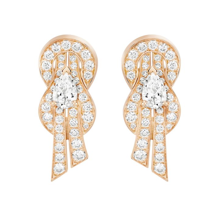 「シャンスアンフィニ」ピアス PG×ダイヤモンド￥1,881,000／FRED