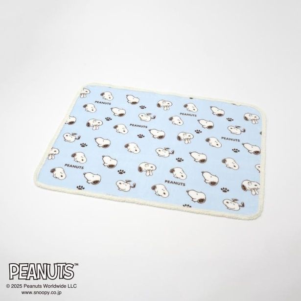 「ブランケット ハーフサイズ(ブルー)」(1639円)