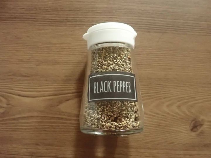 DAISO(ダイソー)：調味料入れ(50mL)