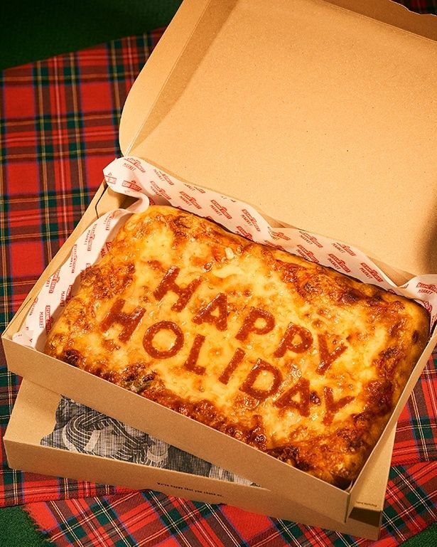 「パーティーピザボックス（2～3人前）※テイクアウト限定」(2420円)