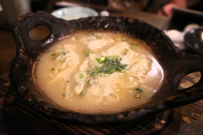 伊都旬彩 こころ 西新本店 とんこつスープ炊き餃子