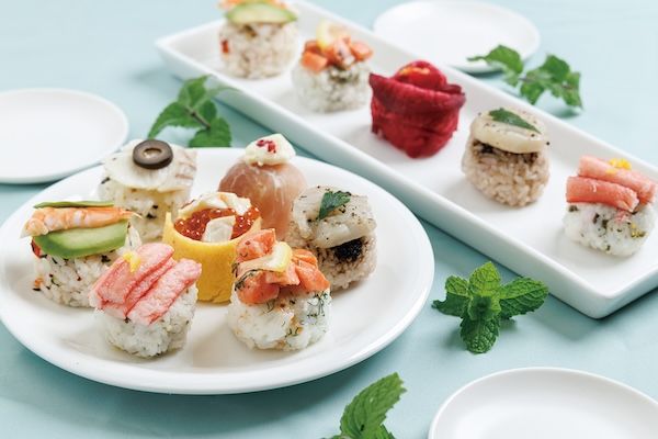 手鞠わさび葉寿しうめもり×マユミリオン氏。洋風テイストの小粋なパリ手鞠寿しを発売