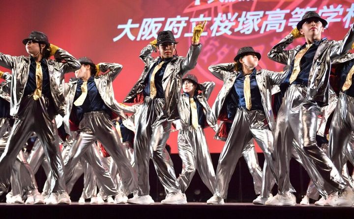 11月13日の各SNSのトレンドに「ボヘミアン・ラプソディ」が入りました。 言わずと知れたイギリスのロックバンド・クイーンの名曲のタイトルですが、今回はクイーンのリードシンガーであるフレディ・マーキュリーの生涯を描いた伝記映画のタイトルとしてトレンド入りしました。