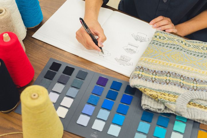 欲しいのは上質なニット！《NARU FACTORY》のフェアアイルニットの秘密を紐解く、11の質問 【もの作りの場を訪ねて｜FUDGE dig.】