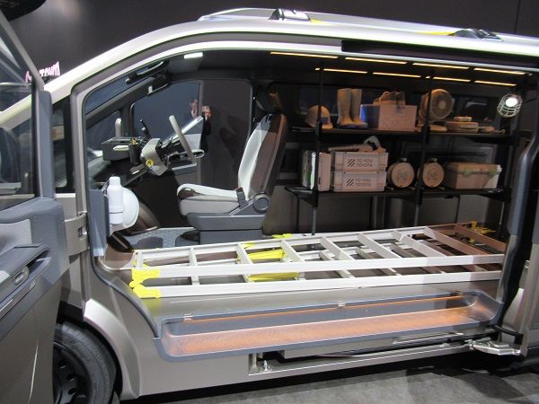 【車中泊の防寒対策】持ち運びに便利すぎるセラミックヒーターおすすめ5選 