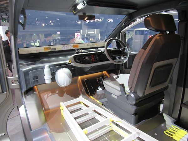 【車中泊の防寒対策】持ち運びに便利すぎるセラミックヒーターおすすめ5選 