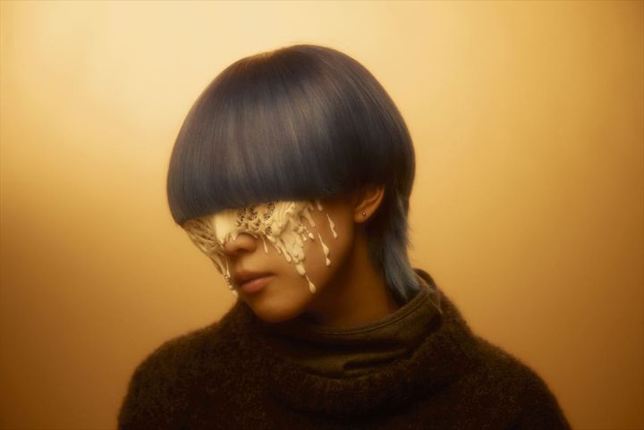 映画『恋愛裁判』主題歌を担当するyama width=