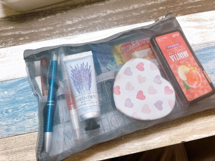 100均リメイク！ペタンコポーチからの、ポケットたっぷり自分サイズポーチに！