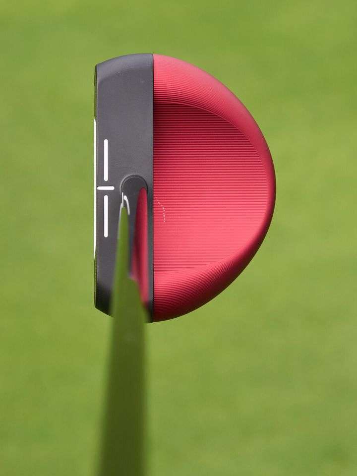 「最強のパターかも」新作の”構えやすいゼロトルク”は、プロも納得のデキだった！