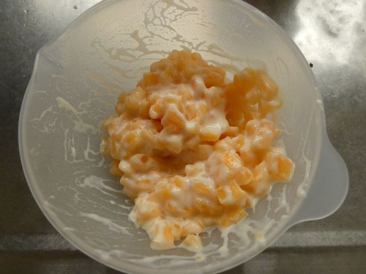 材料3つ！「柿とヨーグルトのクロワッサンサンド」