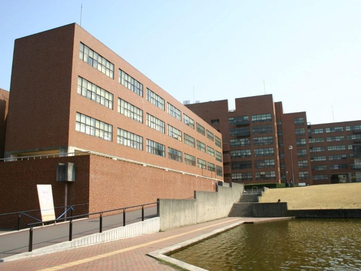 All About ニュース編集部が全国300人を対象に実施した「関東・甲信越地方の国立大学に関するアンケート」の調査結果から、子どもを進学させたい「関東・甲信越地方の国立大学」ランキングを発表！ 2位「筑波大学」を抑えた1位は？