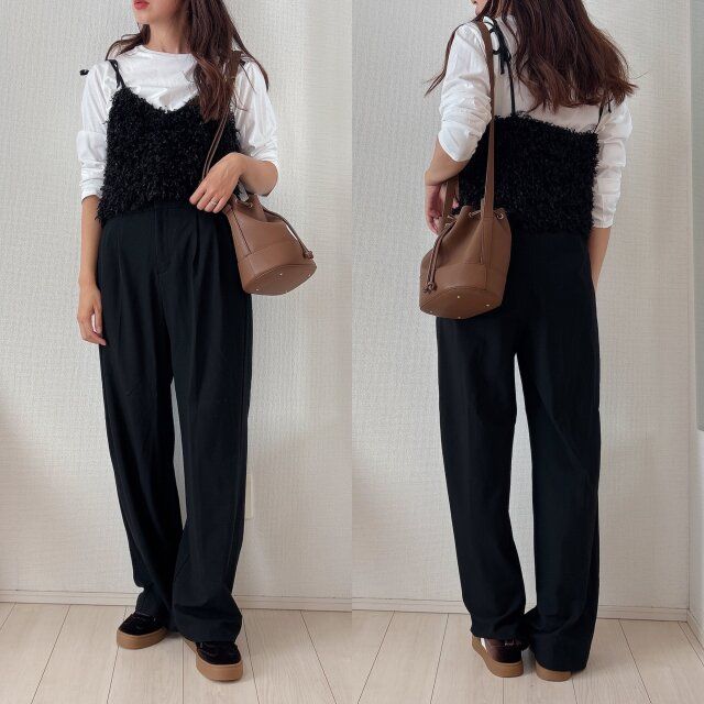 ブラックのパンツにもポイントになる