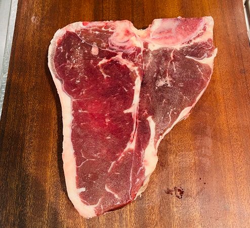 【東京都中央区】ステーキハウス「Latina PARRILLA」、熾火で焼くアルゼンチン産Tボーンのコース開始