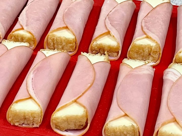 「厚揚げのハム巻き」レシピ