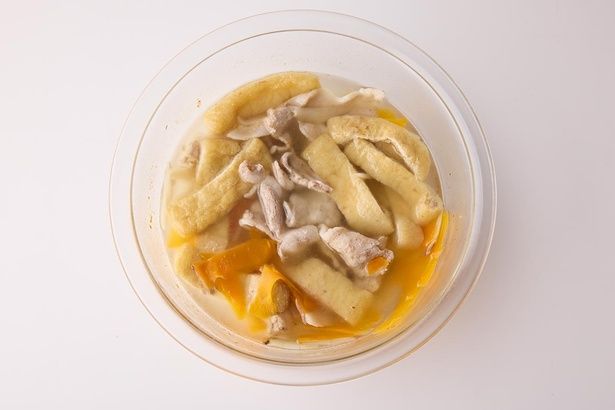 ラップをして10分チン （C）まるみキッチン／KADOKAWA