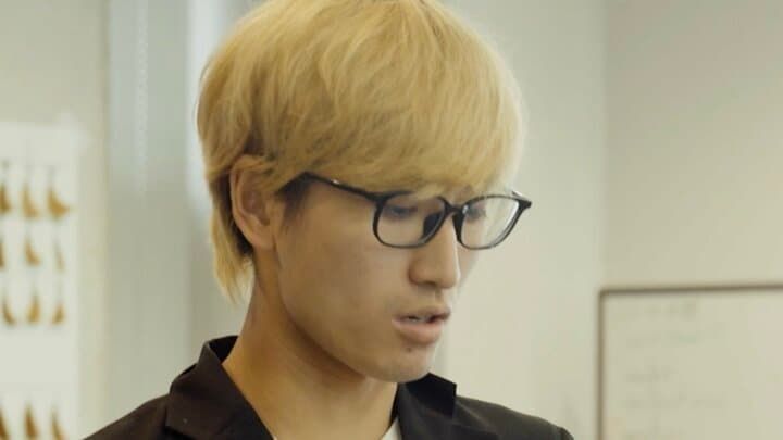 【写真・画像】歌手志望の23歳メンバー、トレードマークの金髪を決意のイメチェン「普通にイケメン」 1枚目