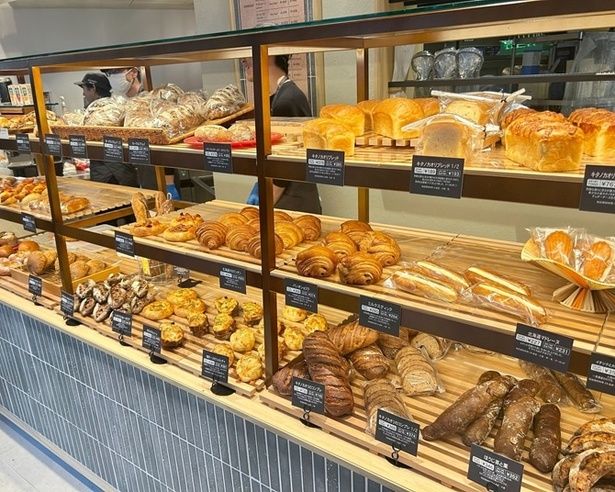 多様な種類のパン