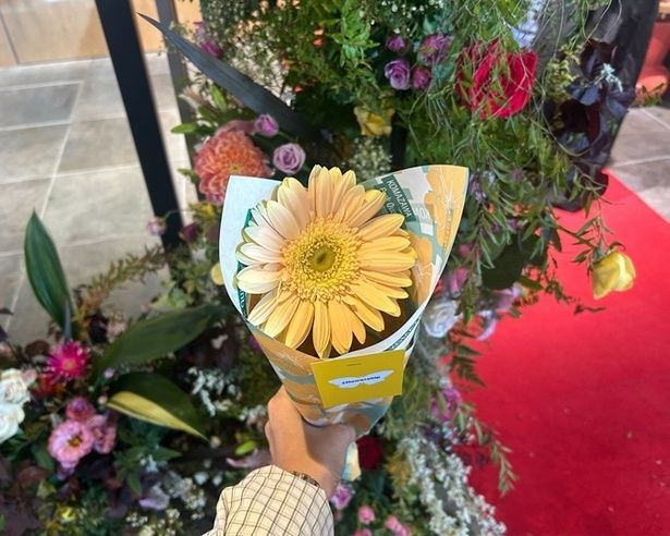 包み紙もかわいいのでプレゼントにもピッタリ