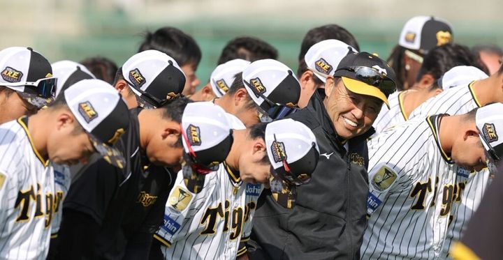 とある日本人の動画が世界中の国でバズっているようなので、見ていきたいと思います。