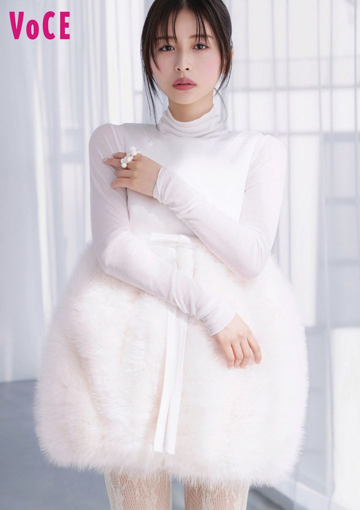 長濱ねるさんが冬のコスメで「マシュマロの妖精」に変身！？