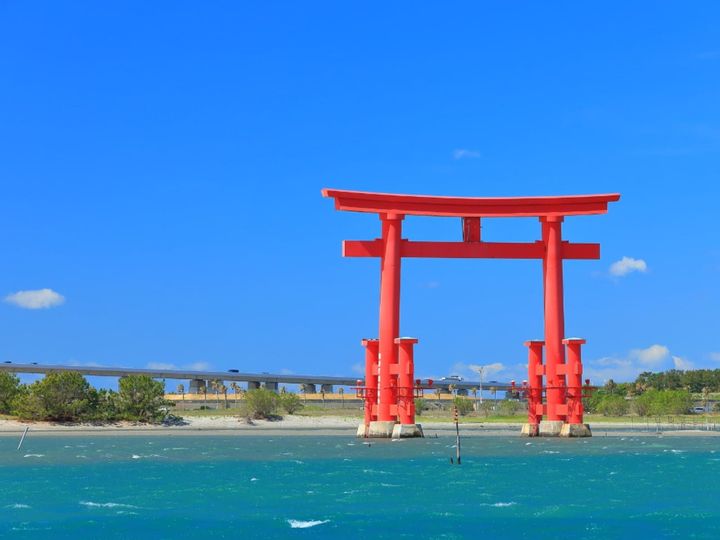 All About ニュース編集部が全国250人を対象に実施した「東京から日帰りで行きたい温泉に関するアンケート」の調査結果から、「日帰りで行きたい静岡県（遠州・浜名湖エリア）の温泉地」ランキングを発表！ 2位「舘山寺温泉」を抑えた1位は？