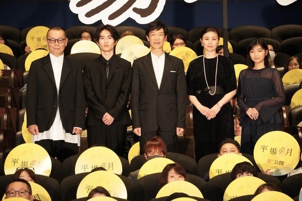 観客と一緒にフォトセッション！