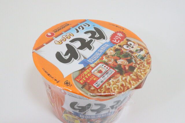 ノグリ 新商品 日本限定 コンビニ限定 もっちりノグリ 韓国風海鮮味 カップ（ピリ辛） パッケージ ノグリくん