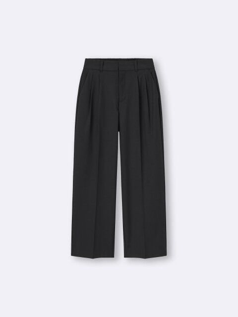 2025gu黒タックワイドパンツ