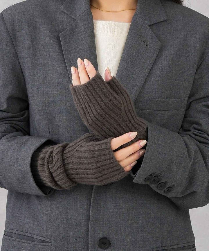 画像1: 出典：3COINS