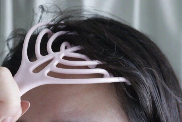 ひんやりリフレッシュローラー頭皮用 使用例