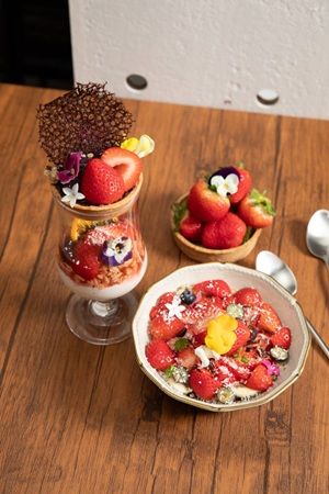 【福岡県福岡市】赤坂のアサイーボウルカフェ「OLIP」、新作は“パフェスタイル”のご褒美仕様