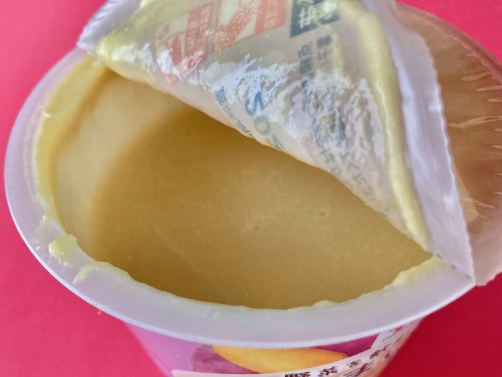 さつまいもがドロドロ食感に！？【セブン】独特な風味が印象的なさつまいものポタージュ