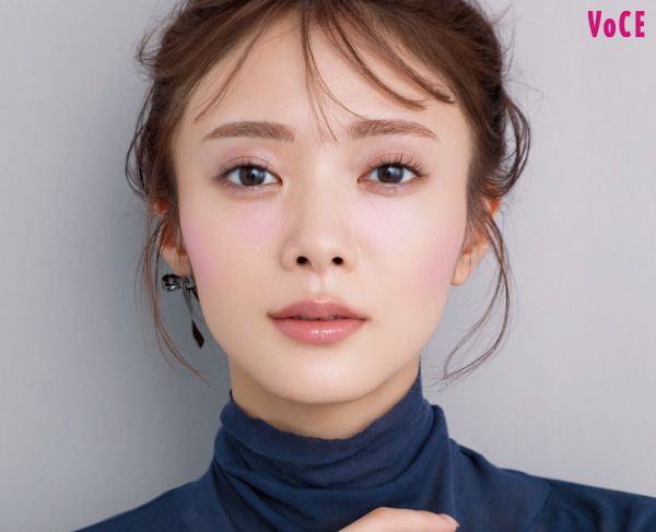 田村保乃さん／正面顔はピュア