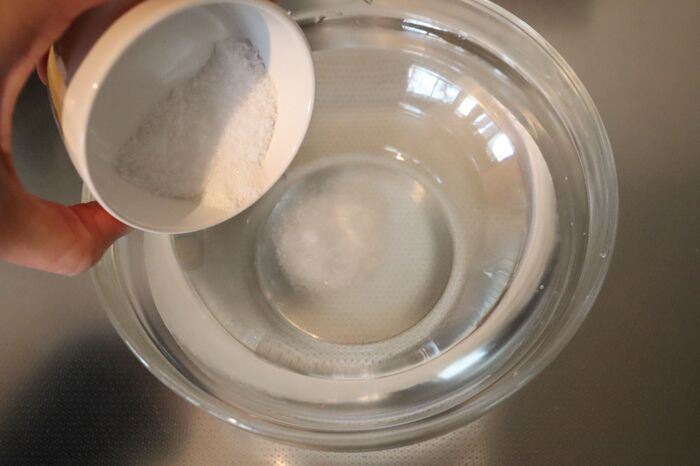 もうパサパサに戻れない！鶏むね肉が驚くほどしっとりする方法。〈幸せテクに注目！〉