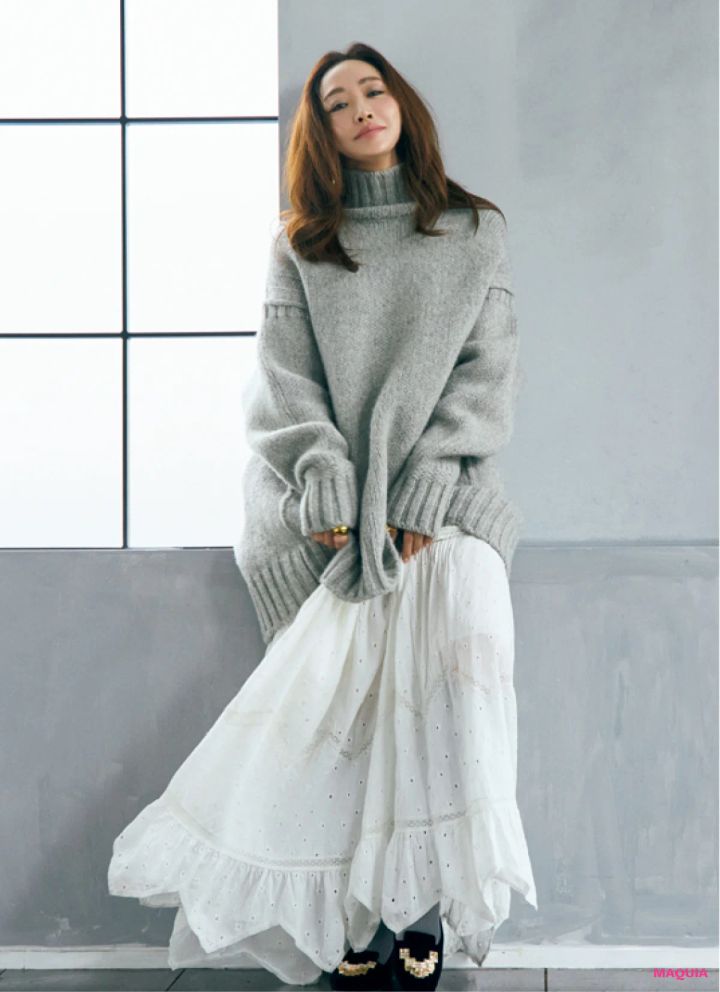 神崎 恵 大人の冬タートルニットコーデ 